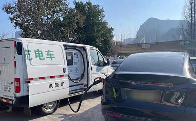 颍东区汽车搭电